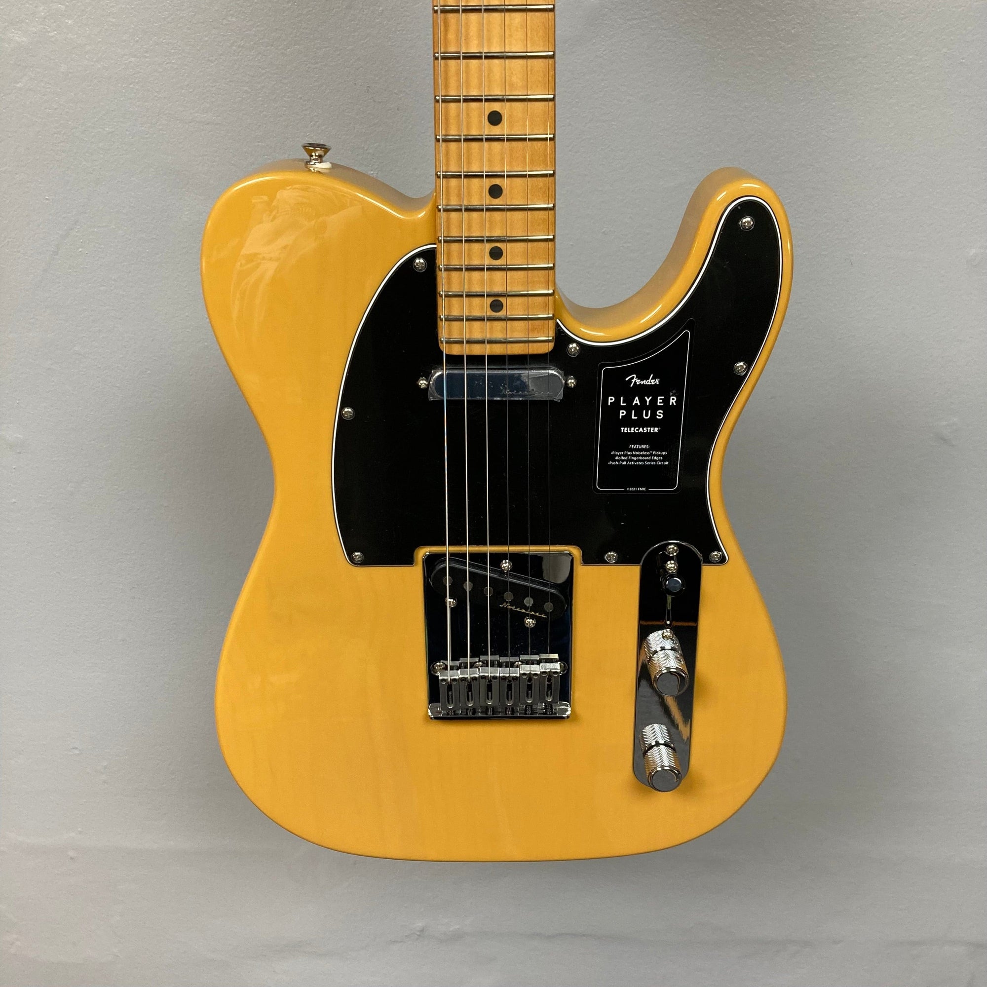 Fender Player Plus Telecaster Butterscotch Blonde Refurb